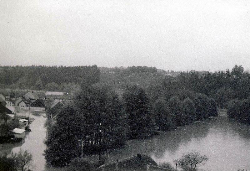 Povodne_1985-1.JPG
