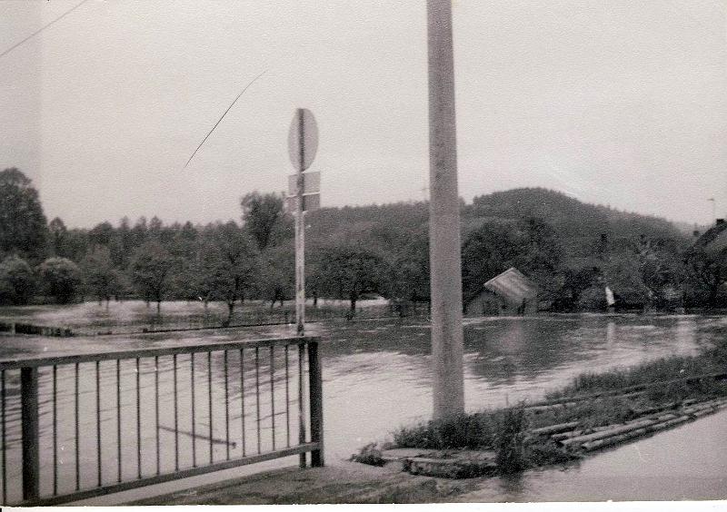 Povodne_1985-7.JPG